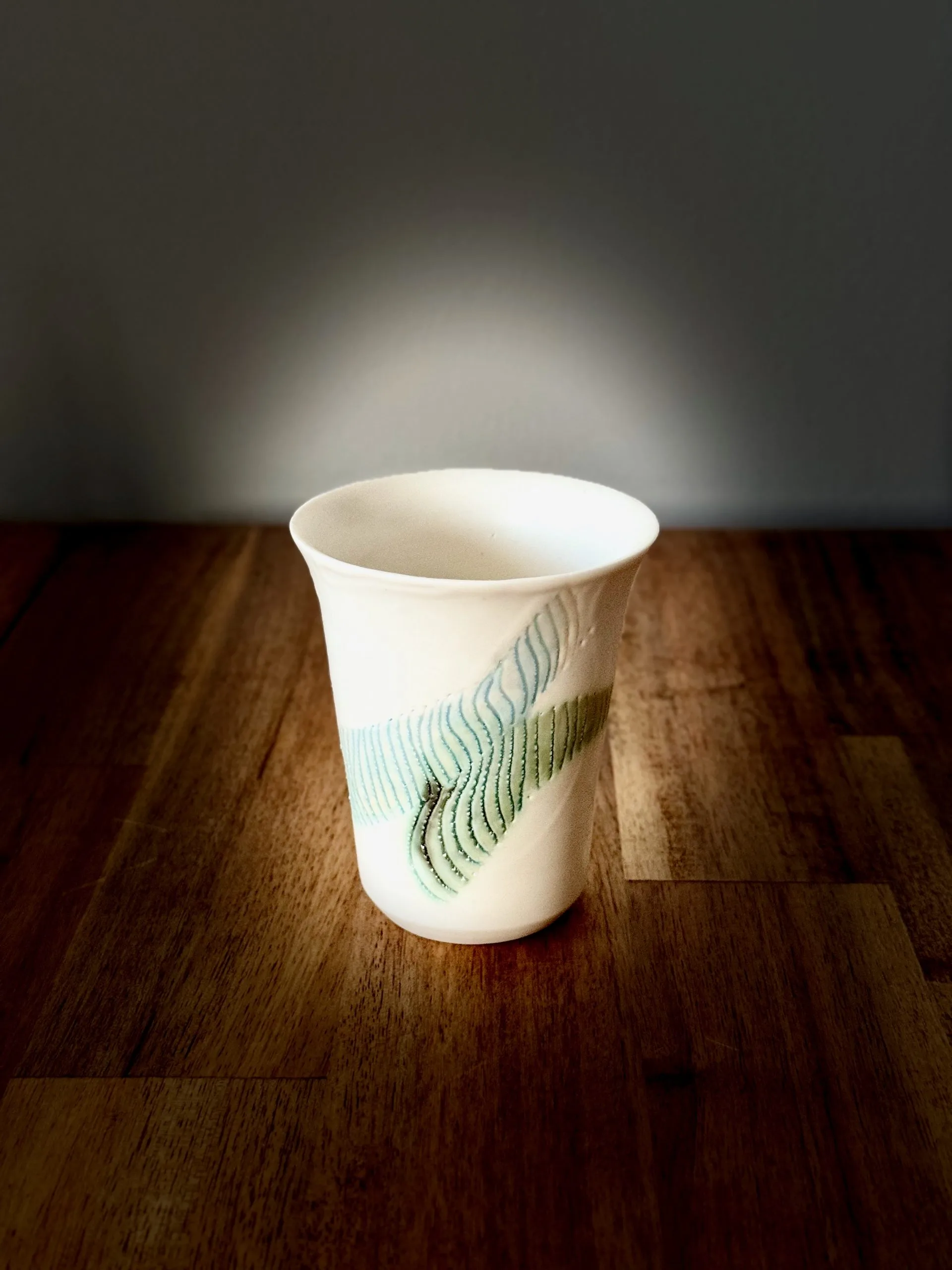 Tasse "Turquoises marines" en porcelaine